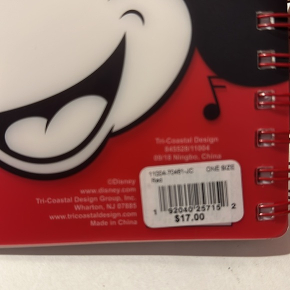 Disney three piece Mickey Mouse set - Picture 5 of 6